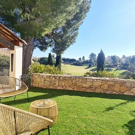 Villa Superbe Villa-domaine Avec Golf Piscine Et Tennis *