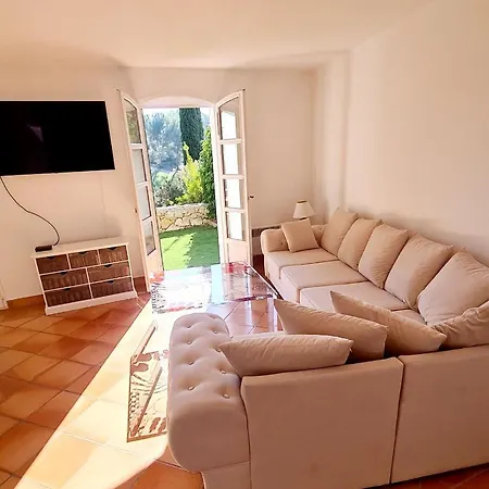 Superbe Villa-domaine Avec Golf Piscine Et Tennis Villa