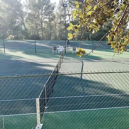 Superbe Villa-domaine Avec Golf Piscine Et Tennis